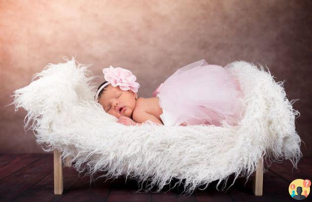 Dream about having a baby girl: What meanings?