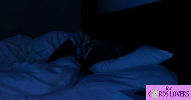 A importância de dormir no escuro