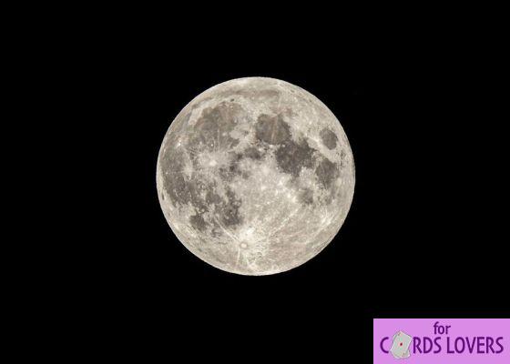 Luna piena in Capricorno: cosa significa per te