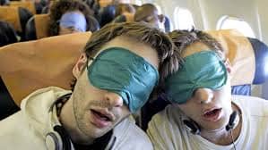 Come dormire in aereo?