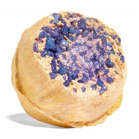Discover YOUR bath bomb, according to your astrological sign!