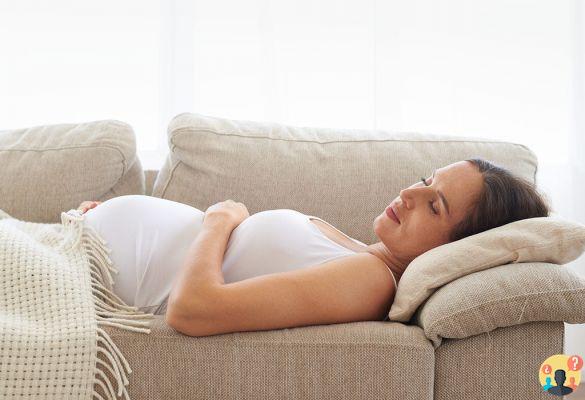 Sleeping on your back pregnant: Good idea or danger?