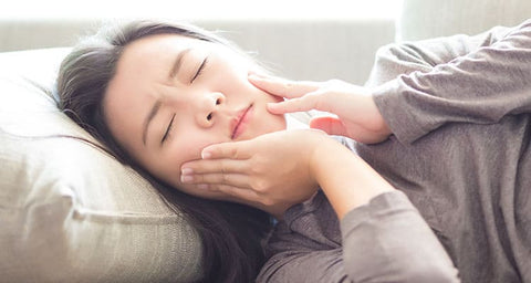 How to sleep with a toothache?